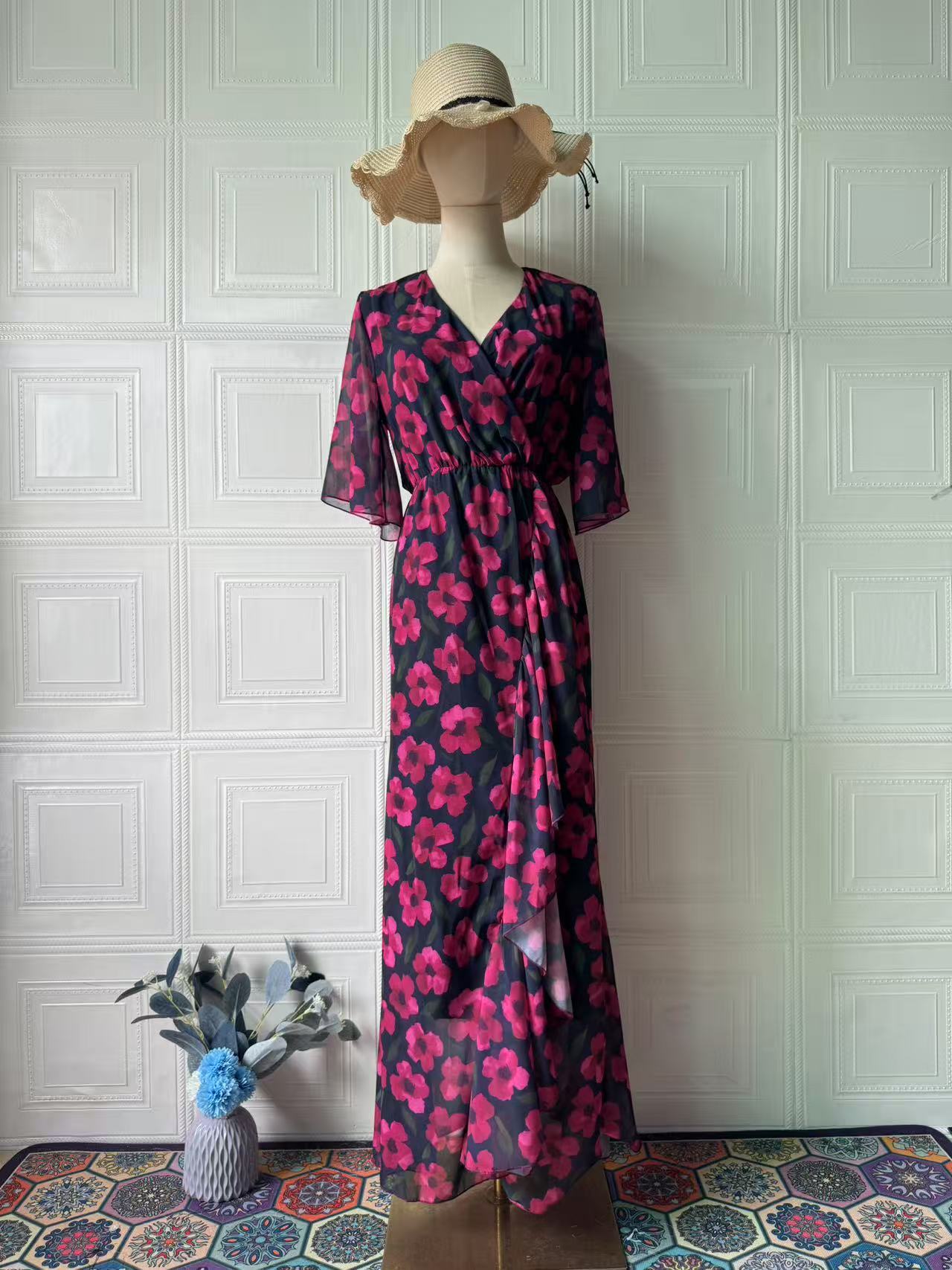 Retro Sexy V-neck Short Sleeve Gorgeous Dress