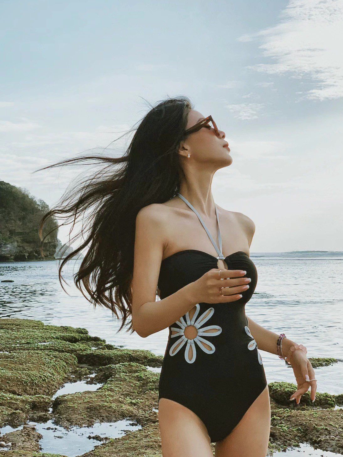 Rainbow Color Hollow Flower Simple Style Swimsuit