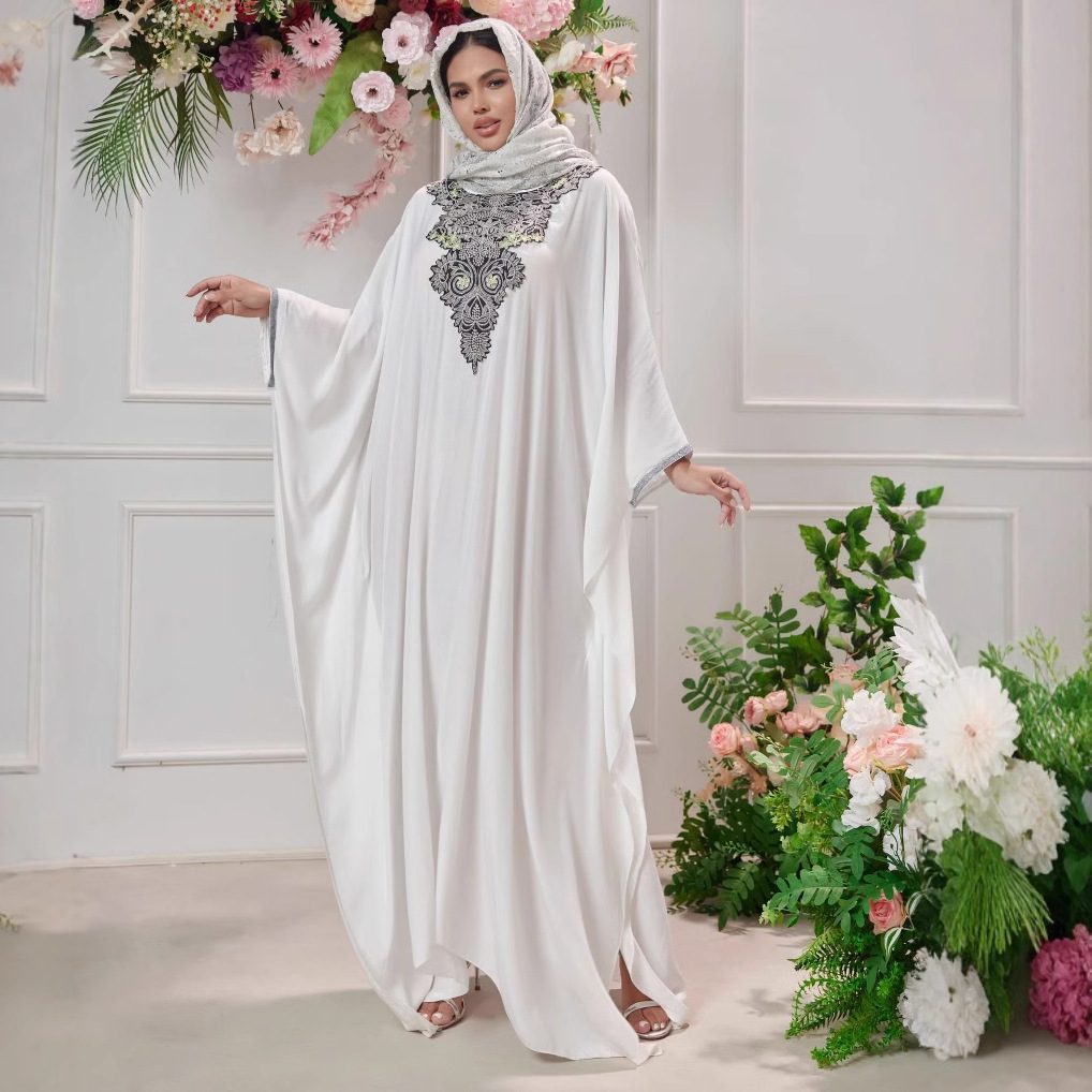 Plus Size Women's Middle East Muslim Robe Machine Embroidery Stitching Lace Dress