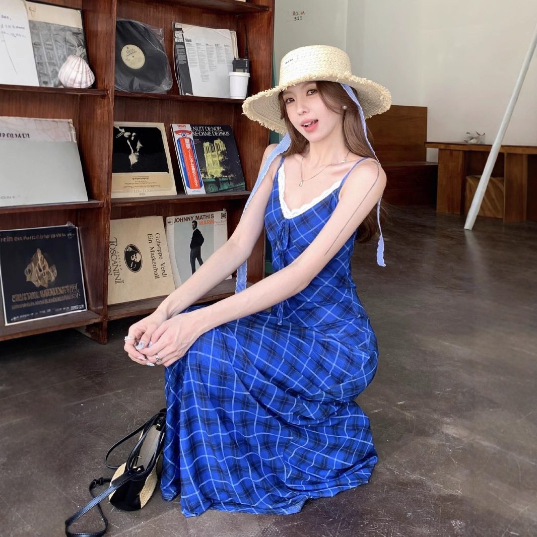 Pure Sweet And Spicy Style Tight Waist Dress