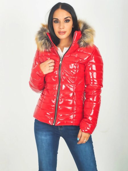 Womens Cropped Puffer Coat With A Large Fur Collar