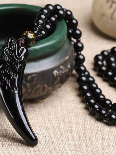 Simulated Obsidian Glass Wolf Tooth Pendant Necklace
