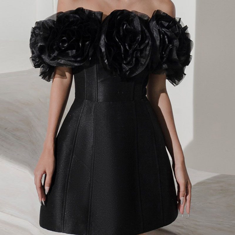 Sleeveless Bra Super Short And Gorgeous