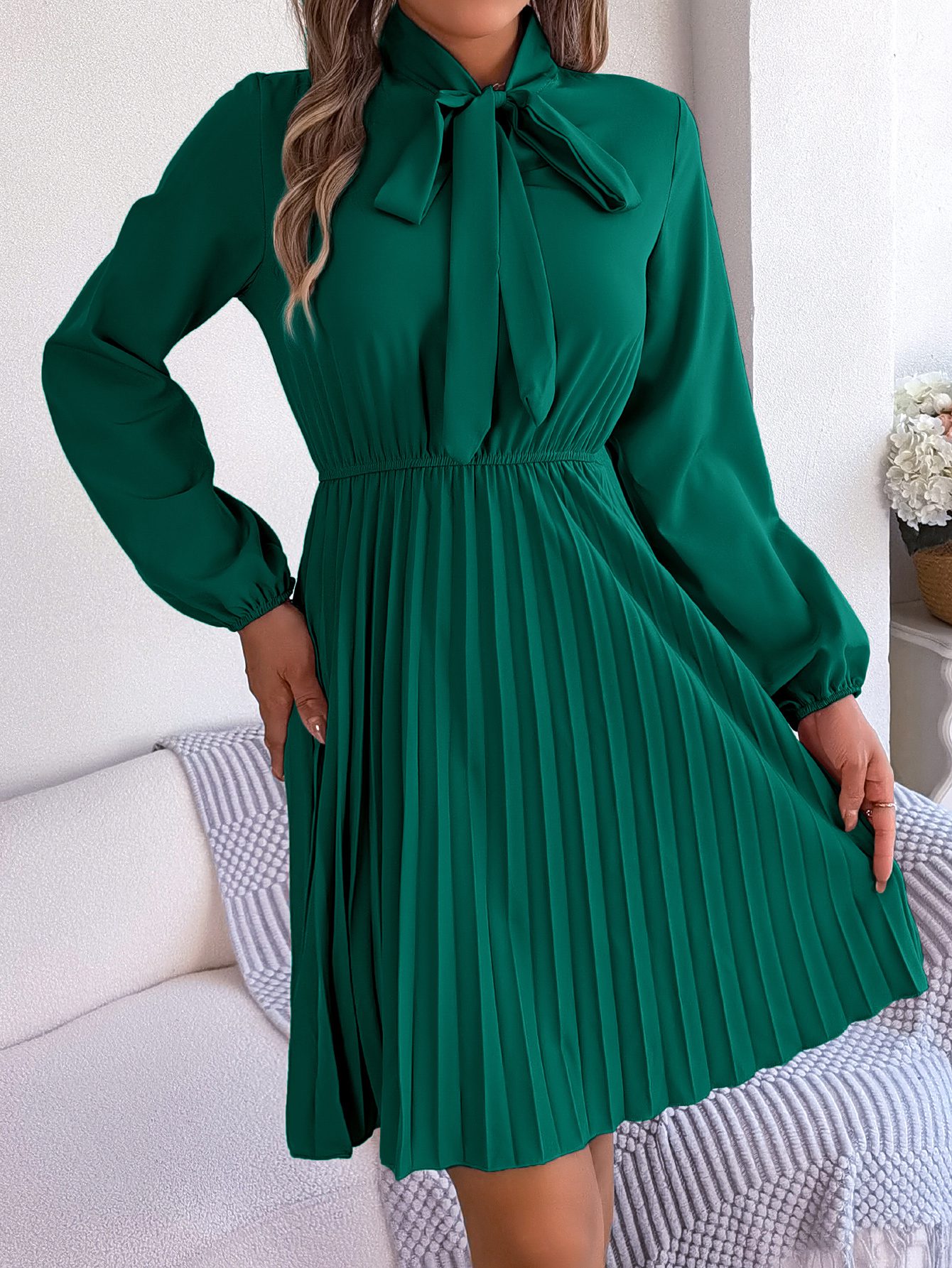 Women's Elegant Tie Waist Long Sleeve Pleated Skirt
