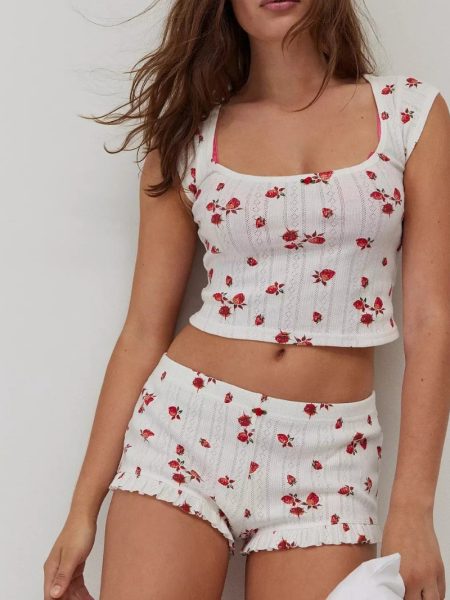Women's Knitted Jacquard Strawberry Print Set