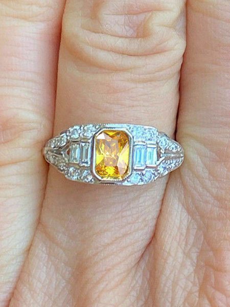 Womens Affordable Luxury Jazz-Style Geometric Ring