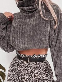 Turtleneck knitted cashmere top