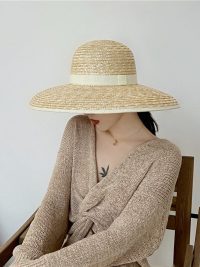French Hepburn Wind Big Eaves Domed Straw Hat Women's Sun Protection Beach Hat