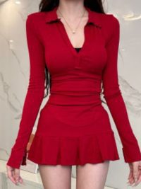 V-neck Fitted Waist Bottoming Shirt Top Women's High Waist Skirt Outfit