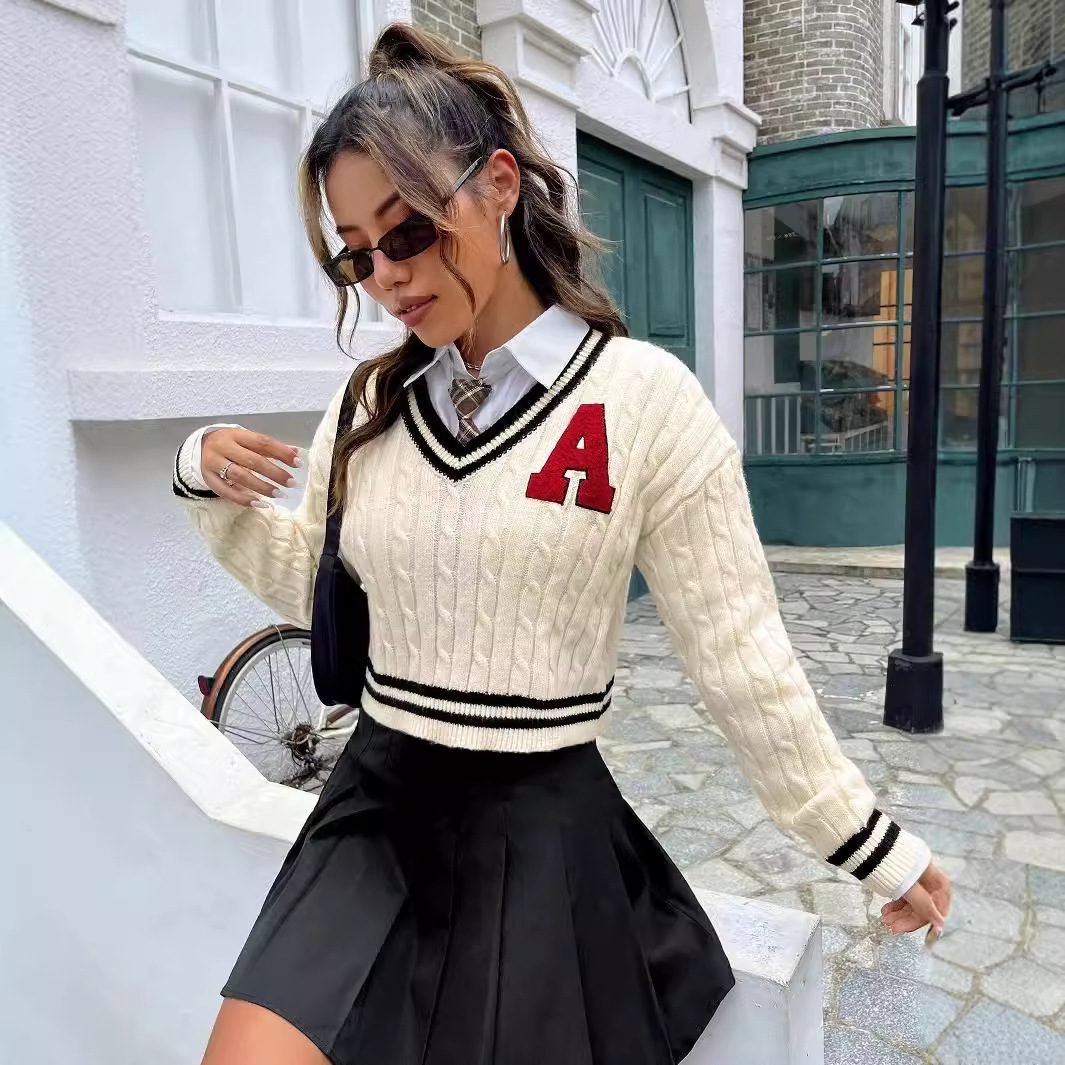 Buy Women's Clothing Online | Buy Trending Dresses for Women