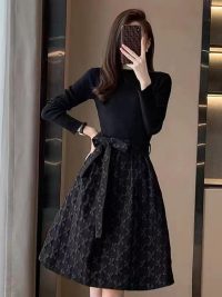 Fashion Temperament Waist-controlled Show Thin Black Dress