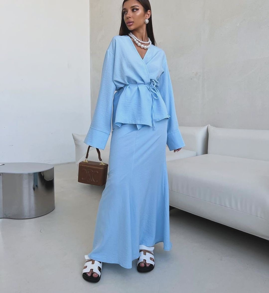 Autumn And Winter Lacing Waist-controlled Top Long Dress