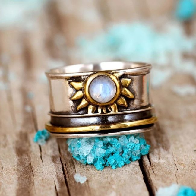 Sun Moonstone Inlaid Personality Women's Fashion Jewelry Ring