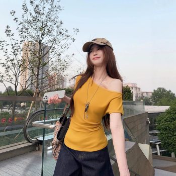 women’s tops under $20 USA