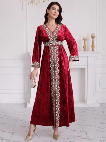 Women's Slim V-neck Long Sleeve Embroidery Pleuche Dress