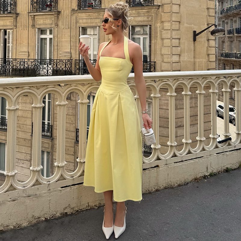 Buy Women's Clothing Online | Buy Trending Dresses for Women