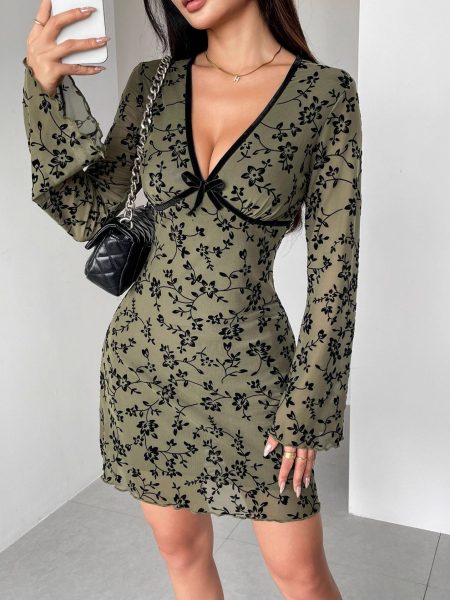 New Bell Sleeve Double-layer Mesh Flocking Large V-neck Dress