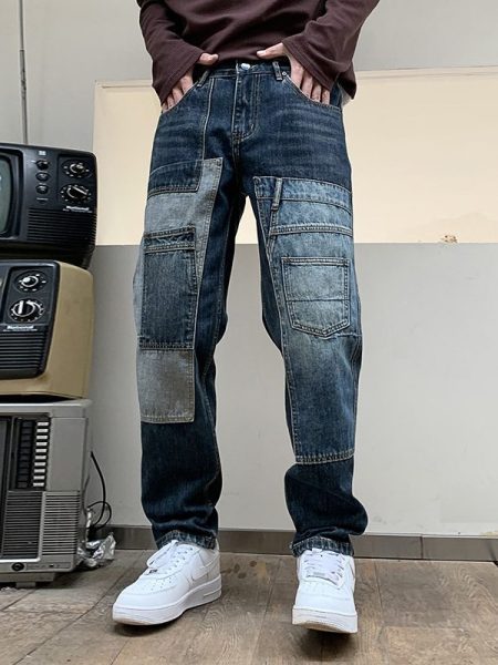 Multi-pocket Loose Dad Jeans With A Design Touch
