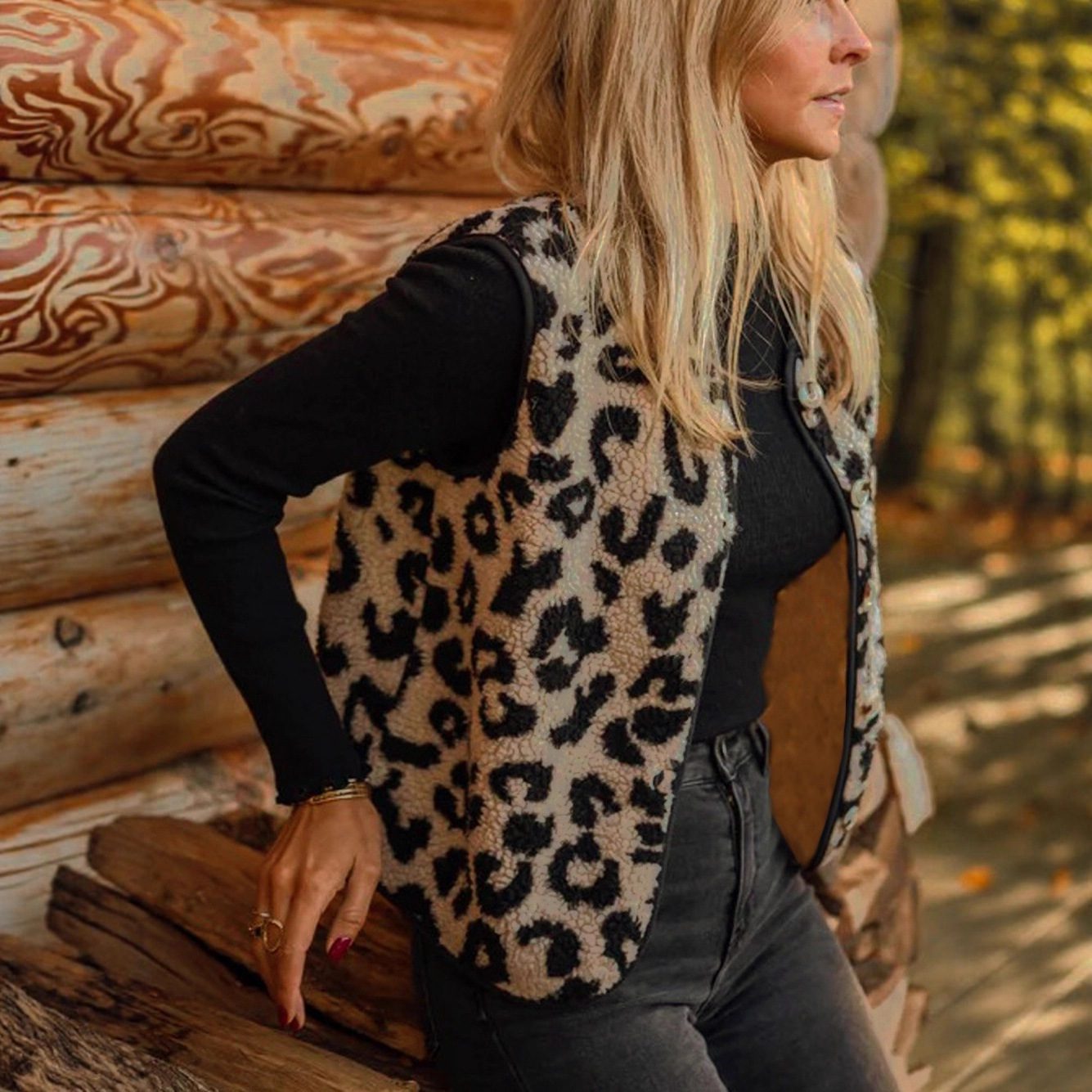 Buy Women's Clothing Online | Buy Trending Dresses for Women