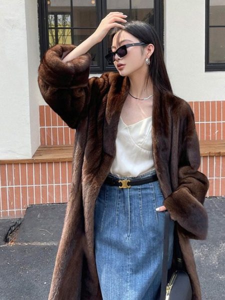 Vintage Mink Coat  Caramel Color V-neck Elongated Style Women's