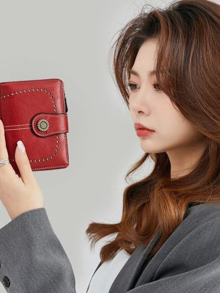 32ade521 d82f 4350 ac12 3b71d87697a9 trans