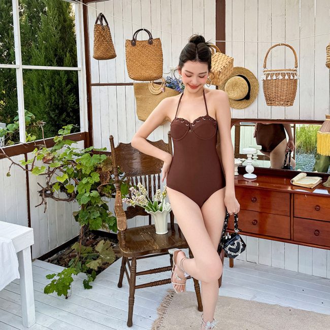 Simple Retro Beach Seaside Vacation One-piece Swimsuit