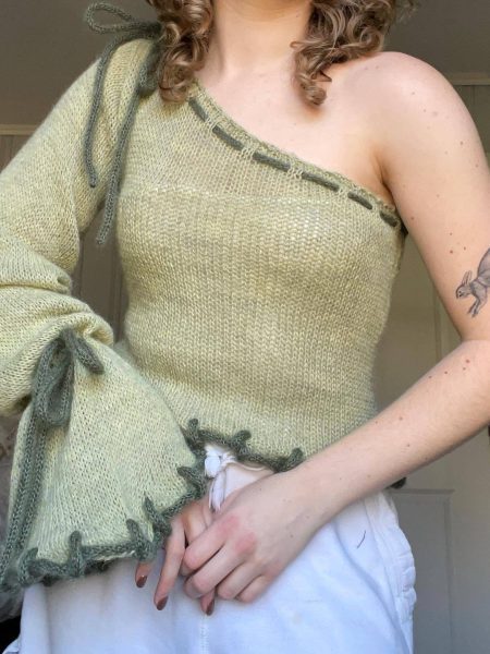 Oblique Shoulder Tops Contrast Color Bell Sleeve Off-shoulder Sexy Knitwear