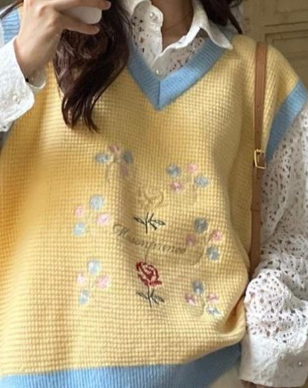 Vintage Small Flower Embroidery Knitted Vest Women