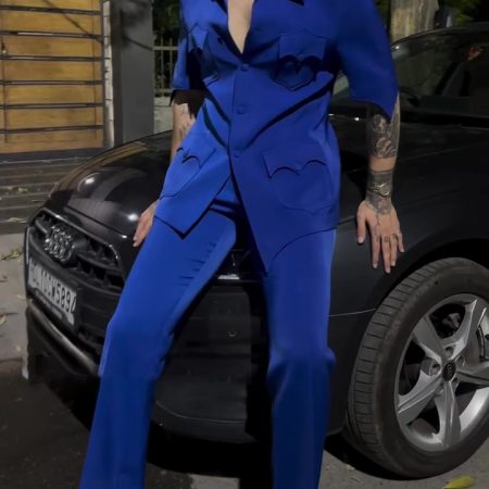 Blue Short - Sleeve Suit With Heart - Shaped Pocket Details