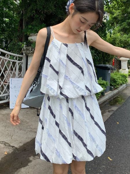 Five-point Fashion Slimming Bud Skirt For Women