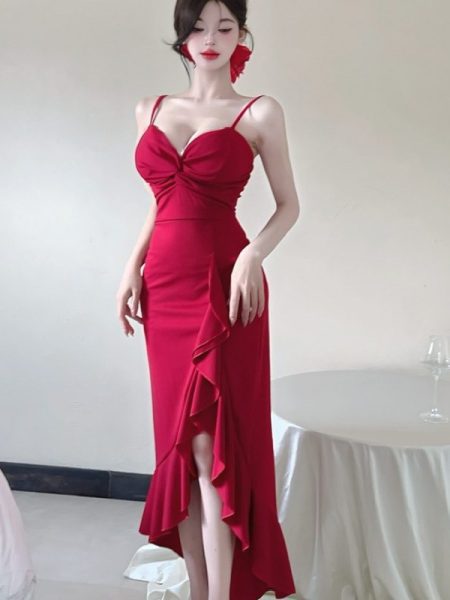 Sexy Long Spaghetti-strap Ruffle Bottoming Skinny Dress