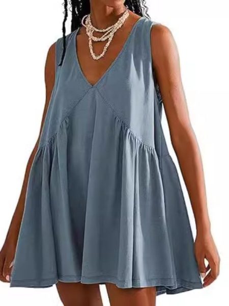 V-neck Sleeveless Pleated Vest Pocket Dress