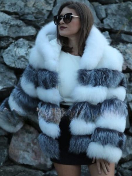 Fashion Loose Fur Hooded Women's Coat