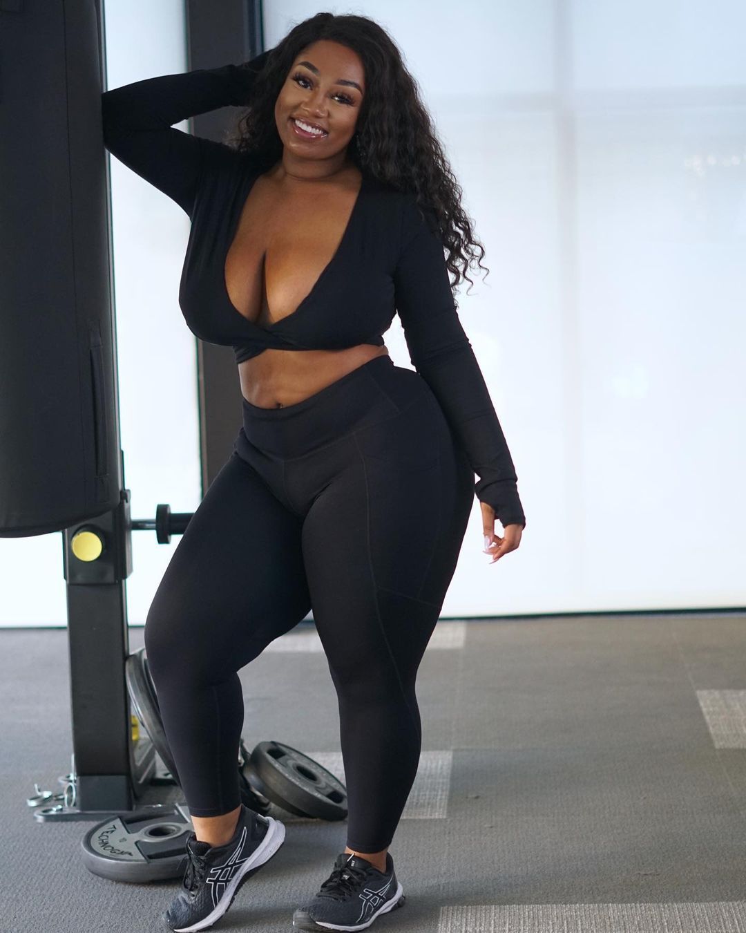 Buy Women's Clothing Online | Buy Trending Dresses for Women